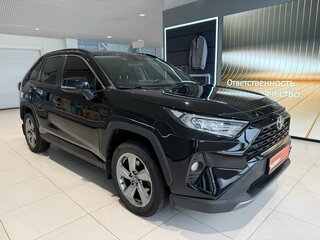 2020 Toyota RAV4 V (XA50), чёрный, 2899000 рублей, вид 3