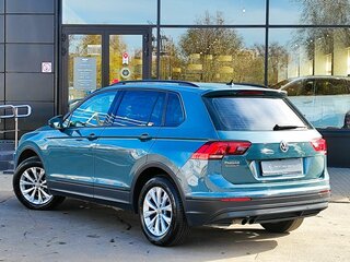 2020 Volkswagen Tiguan II, синий, 2489000 рублей, вид 4