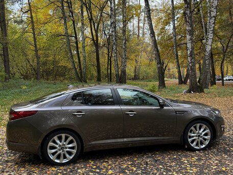 2013 Kia Optima III Рестайлинг, бежевый, 1550000 рублей, вид 4