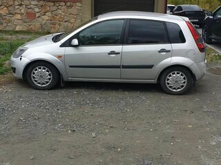 2006 Ford Fiesta Mk5, серебристый, 199000 рублей, вид 5