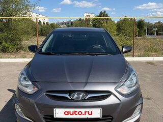 2013 Hyundai Accent IV, серый, 850000 рублей, вид 2