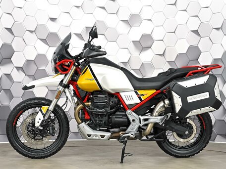 2019 Moto Guzzi V85 TT, белый, 695000 рублей, вид 4