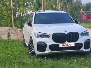 2020 BMW X5 30d IV (G05/G18), белый, 7700000 рублей, вид 4