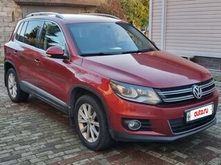 2013 Volkswagen Tiguan I Рестайлинг, красный, 1600000 рублей, вид 2