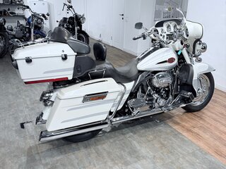 2008 Harley-Davidson Electra Glide, белый, 1199000 рублей, вид 4