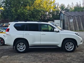2012 Toyota Land Cruiser Prado 150 Series, белый, 2900000 рублей, вид 3