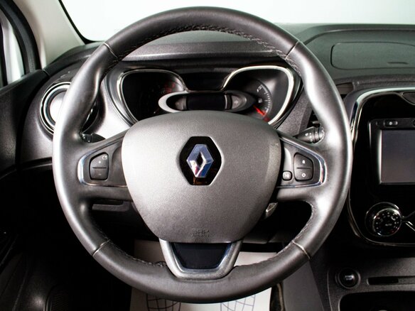 2018 Renault Kaptur I, белый, 1799000 рублей - вид 9