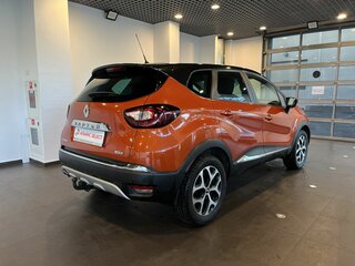2017 Renault Kaptur I, оранжевый, 1590000 рублей, вид 3