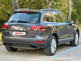 2011 Volkswagen Touareg II, чёрный, 2075000 рублей, вид 4