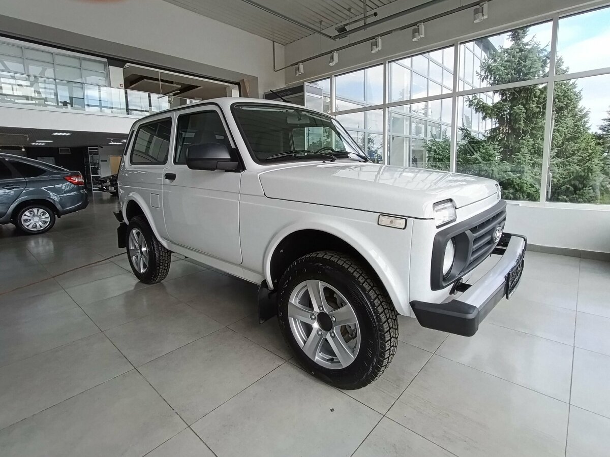 Открыть фотографии: Lada (ВАЗ) Niva Legend I