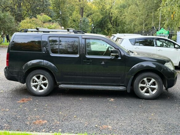 2011 Nissan Pathfinder III Рестайлинг, чёрный, 1220000 рублей - вид 7