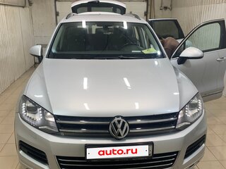 2012 Volkswagen Touareg II, серебристый, 1800000 рублей, вид 1