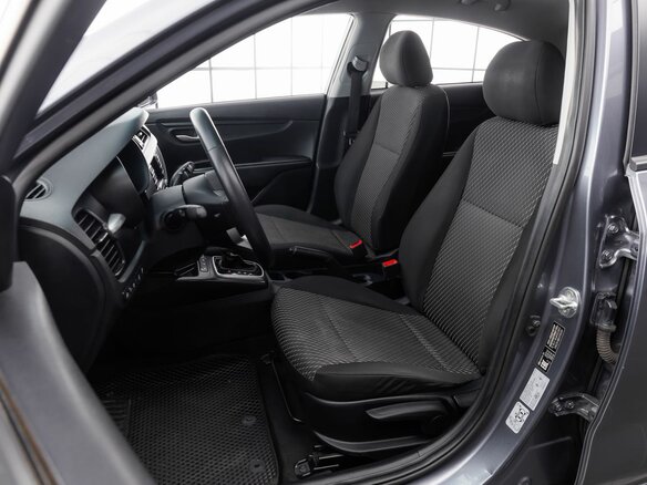 2019 Kia Rio IV, серый, 1399000 рублей - вид 6