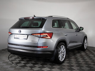 2017 Skoda Kodiaq I, серый, 1975000 рублей, вид 5