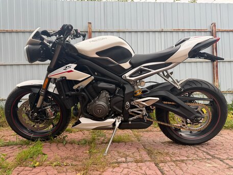 2019 Triumph Street Triple, белый, 750000 рублей, вид 2