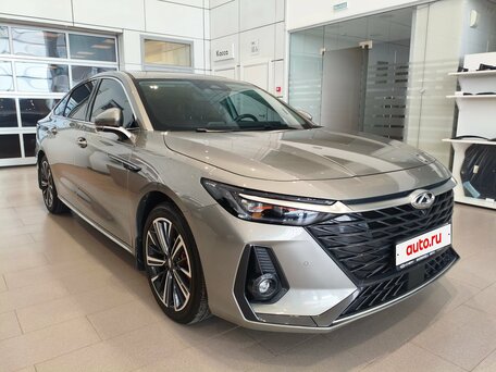 Chery Arrizo 8