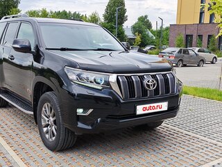 2018 Toyota Land Cruiser Prado 150 Series Рестайлинг 2, чёрный, 3799000 рублей, вид 3