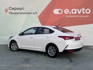 2021 Hyundai Solaris II Рестайлинг, белый, 1450000 рублей, вид 4