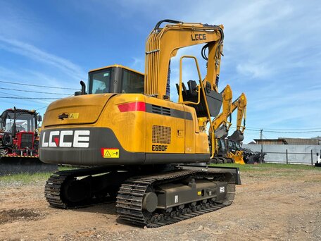 2025 LGCE E690F, жёлтый, 6100000 рублей, вид 2