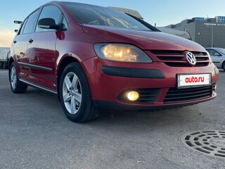 2008 Volkswagen Golf Plus I, красный, 659000 рублей, вид 4