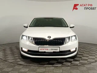 2019 Skoda Octavia III (A7) Рестайлинг, белый, 1840000 рублей, вид 2