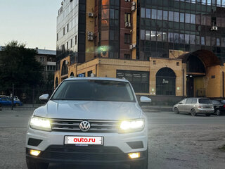 2018 Volkswagen Tiguan II, белый, 2600000 рублей, вид 1