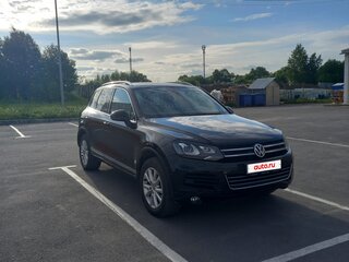 2014 Volkswagen Touareg II, чёрный, 2065000 рублей, вид 3