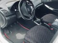 2015 Hyundai Solaris I Рестайлинг, белый, 550000 рублей - вид 4
