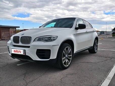 2013 BMW X6 M50d I (E71) Рестайлинг, белый, 1990000 рублей, вид 4