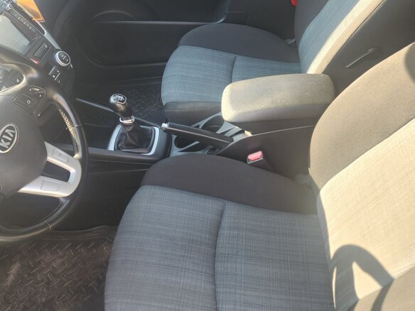2011 Kia Ceed I Рестайлинг, белый, 550000 рублей - вид 9