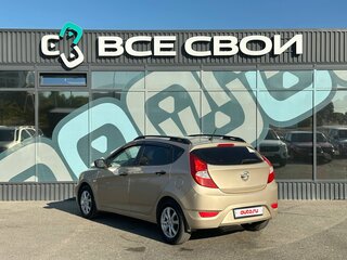 2014 Hyundai Solaris I, бежевый, 699000 рублей, вид 3