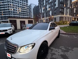2019 Mercedes-Benz E-Класс 300 V (W213, S213, C238), белый, 4000000 рублей, вид 3