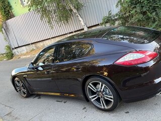 2013 Porsche Panamera 4S I, коричневый, 5000000 рублей, вид 4