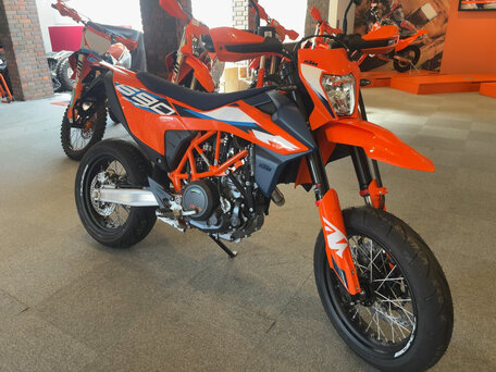 2024 KTM 690 SMC R, оранжевый, 1200000 рублей, вид 3