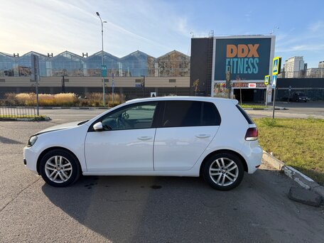 2012 Volkswagen Golf VI, белый, 700000 рублей, вид 5