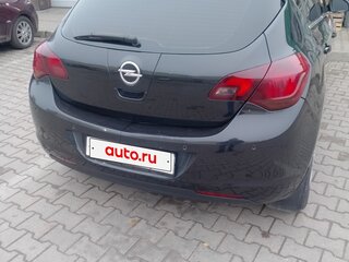 2011 Opel Astra J, чёрный, 599000 рублей, вид 4