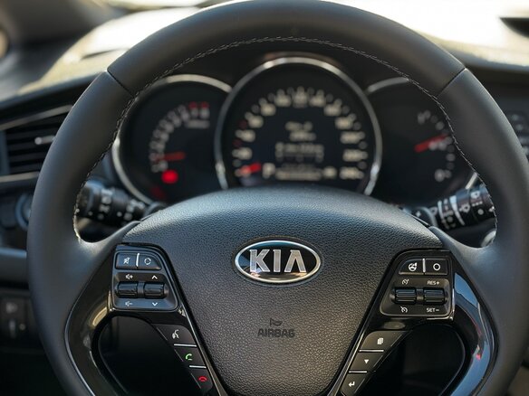 2012 Kia Ceed II, серебристый, 950000 рублей - вид 15