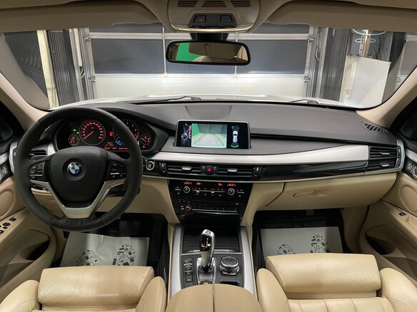 2014 BMW X5 35i III (F15), белый, 2690000 рублей - вид 13