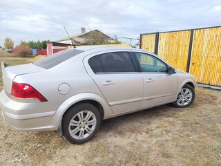 2008 Opel Astra H Рестайлинг, серебристый, 320000 рублей, вид 4