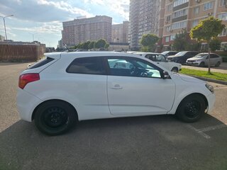 2011 Kia Ceed I Рестайлинг, белый, 700000 рублей, вид 5