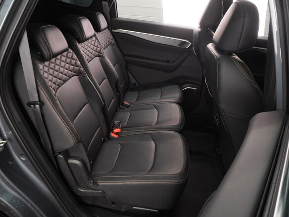 2024 Geely Okavango I Рестайлинг, серый, 3079000 рублей - вид 6