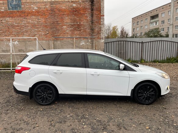 2014 Ford Focus III, белый, 840000 рублей - вид 2