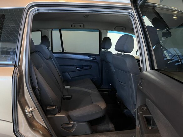 2013 Opel Zafira B Рестайлинг, бежевый, 430000 рублей - вид 16