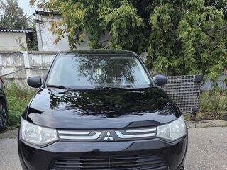 2012 Mitsubishi Outlander III, чёрный, 950000 рублей, вид 1
