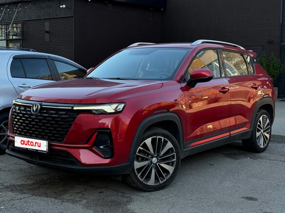 2023 Changan CS35 Plus I Рестайлинг, красный, 1890000 рублей