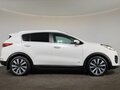 2018 Kia Sportage IV, белый, 2400000 рублей - вид 3