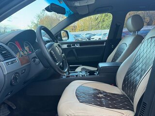 2008 Volkswagen Touareg I Рестайлинг, чёрный, 679000 рублей, вид 5