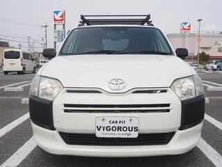 2022 Toyota Probox I Рестайлинг, белый, 1100000 рублей, вид 3