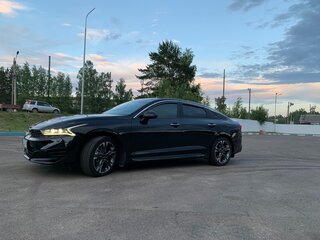 2019 Kia K5 III, чёрный, 2170000 рублей, вид 1
