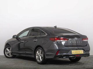2018 Hyundai Sonata VII (LF) Рестайлинг, серый, 2199000 рублей, вид 5